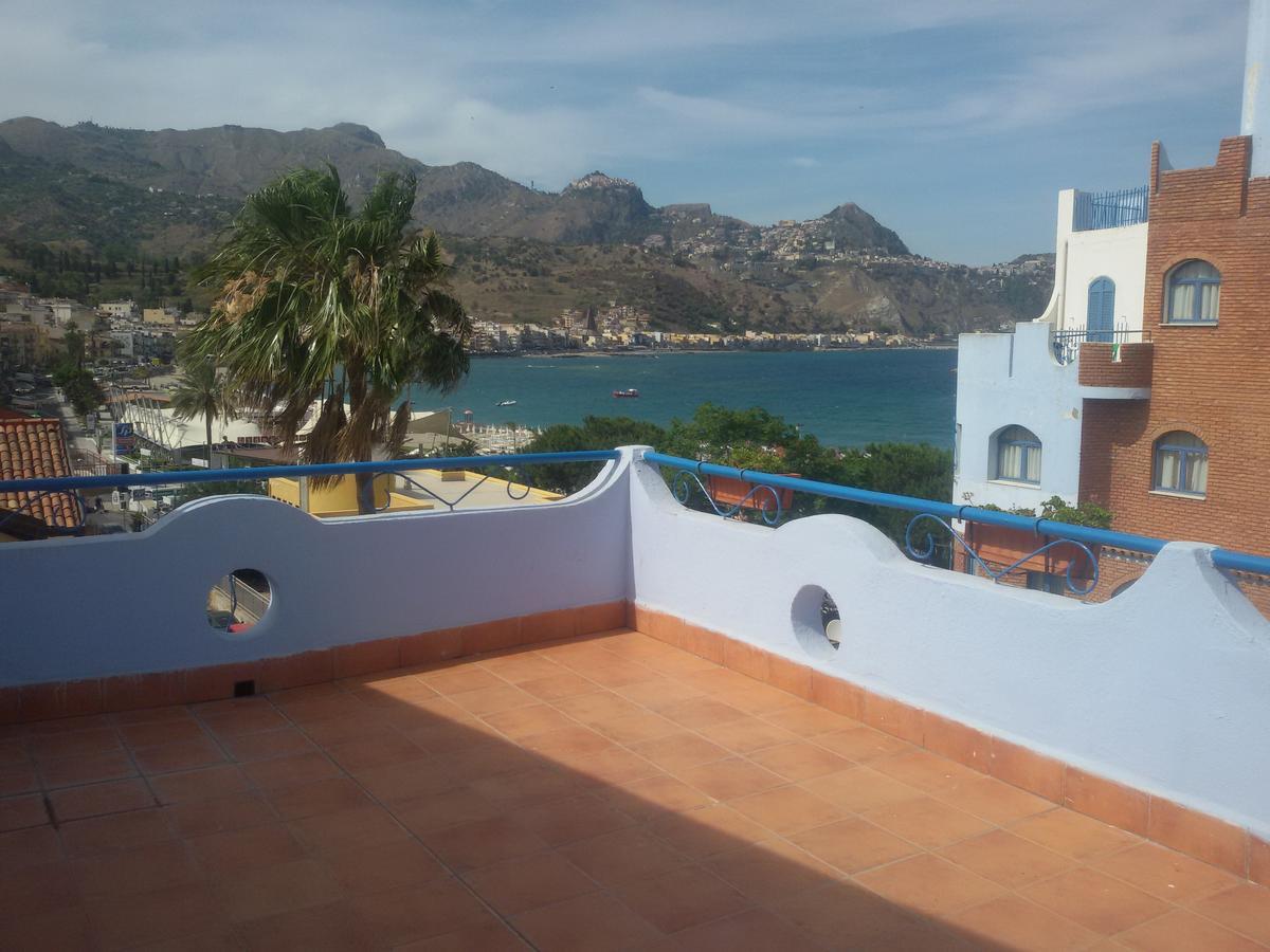 Villa Athena Giardini-Naxos Exterior foto